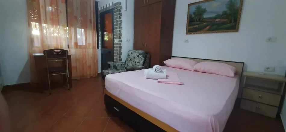 Tirane, jepet me qera garsonier 1+1 Kati 2, 40 m² 390 € (5 Maji)