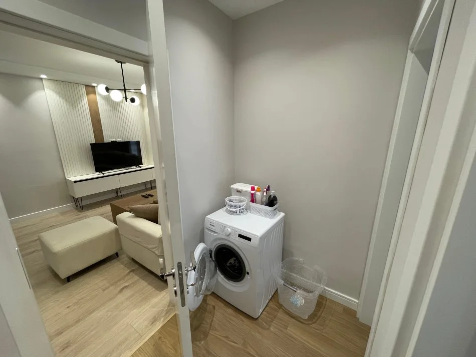 Tirane, shes apartament 2+1+Ballkon Kati 4, 94 m² 140.000 € (Casa Italia, ish Dogana)