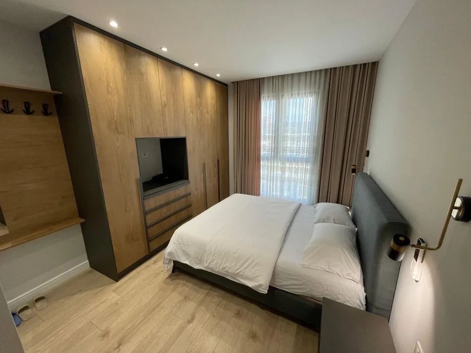 Tirane, shes apartament 2+1+Ballkon Kati 4, 94 m² 140.000 € (Casa Italia, ish Dogana)