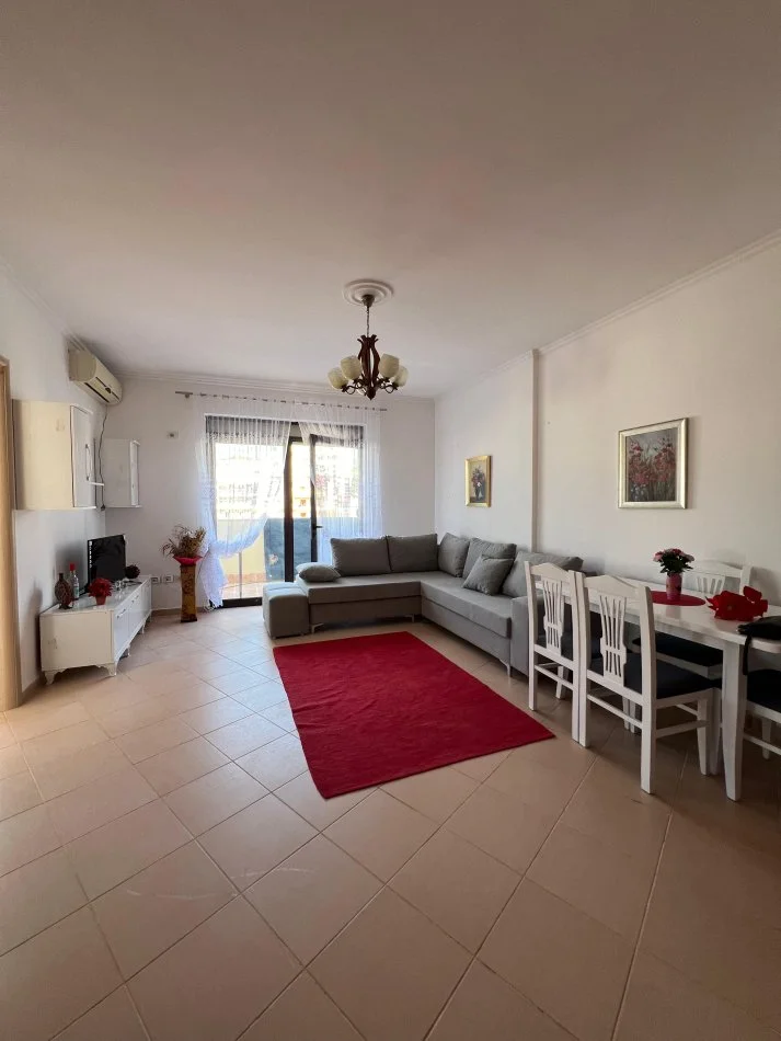 Tirane, shitet apartament 2+1+Aneks+Ballkon Kati 5, 110.000 € 