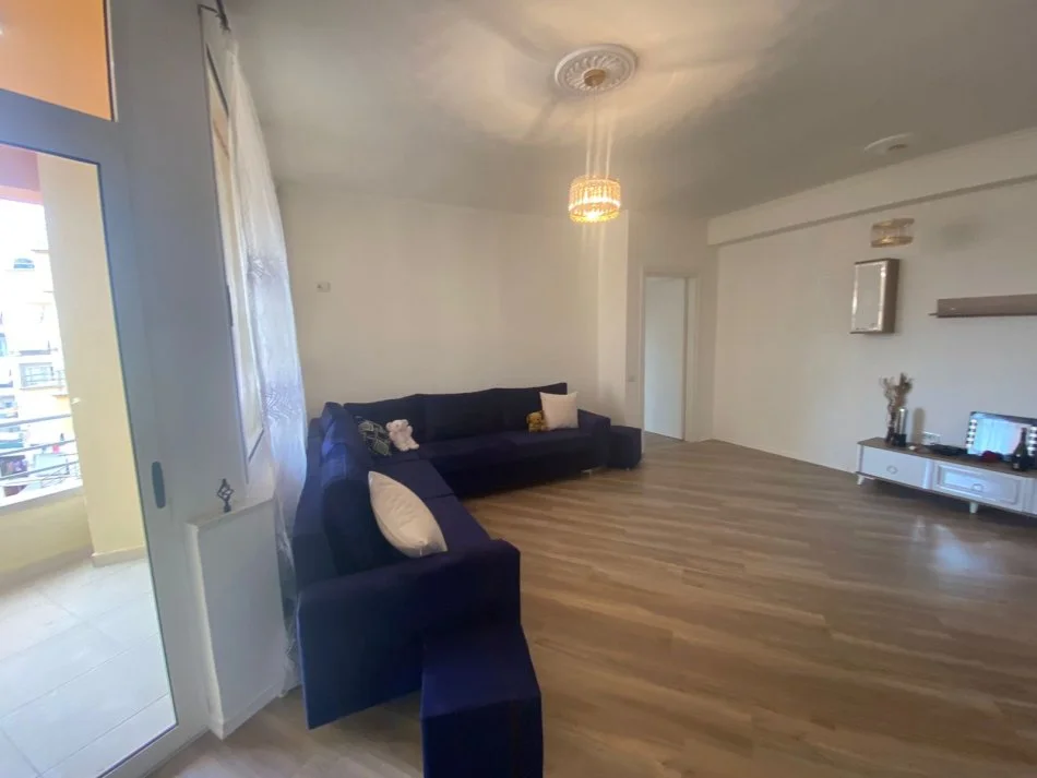 Tirane, shitet apartament 2+1+Aneks+Ballkon Kati 6, 104 m² 125.000 € 