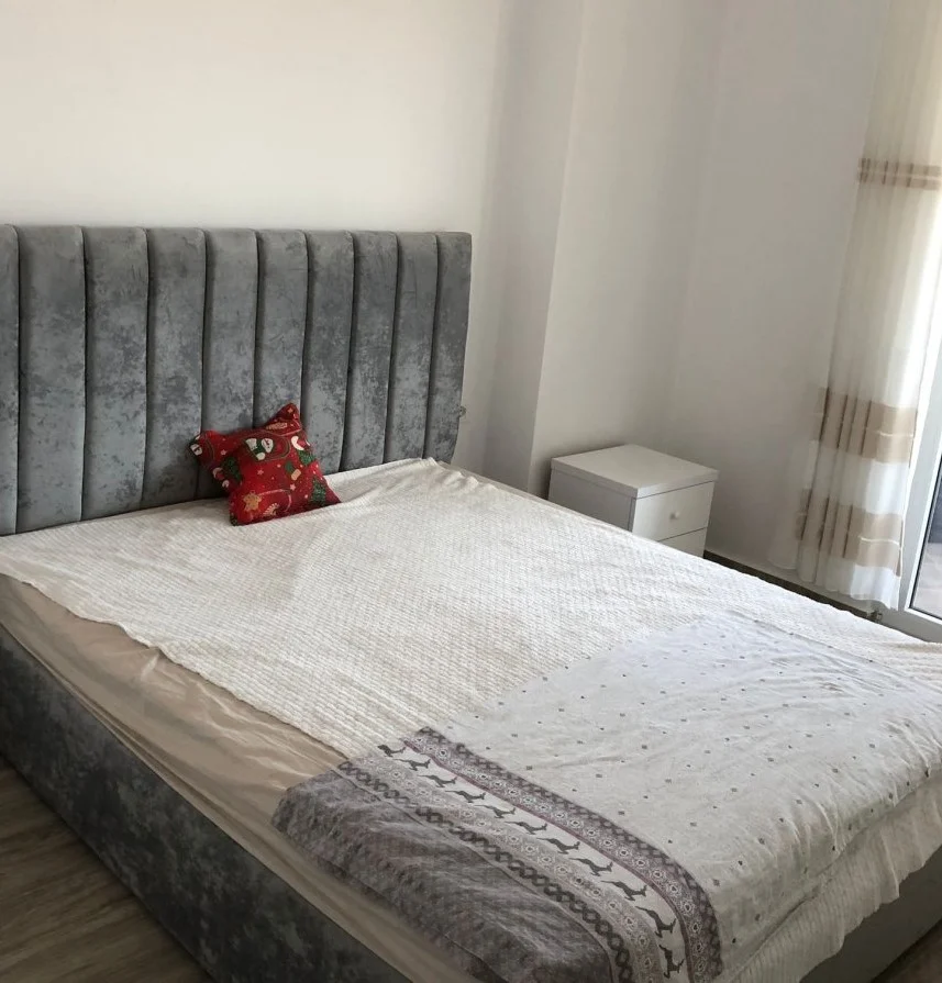 Tirane, jepet me qera apartament 1+1+Ballkon Kati 5, 70 m² 550 € (Rruga e Kavajes)