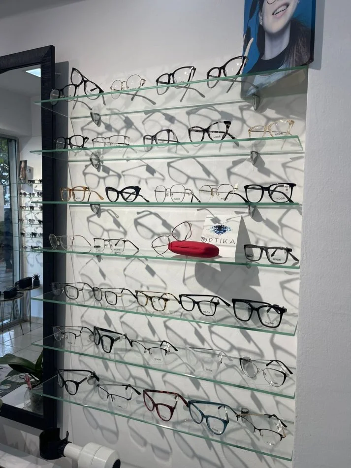 Tirane, shes SHITET BIZNES OPTIKE TEK RRUGA E KAVAJES 17.999 €