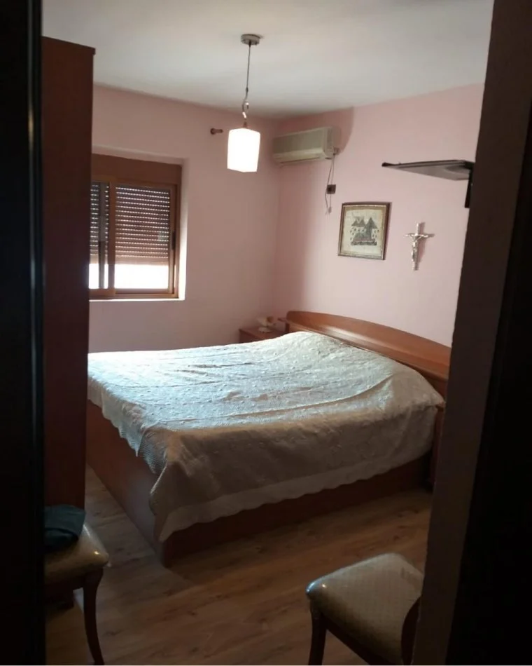 Tirane, shitet apartament 3+1 Kati 5, 80 m² 110.000 € 