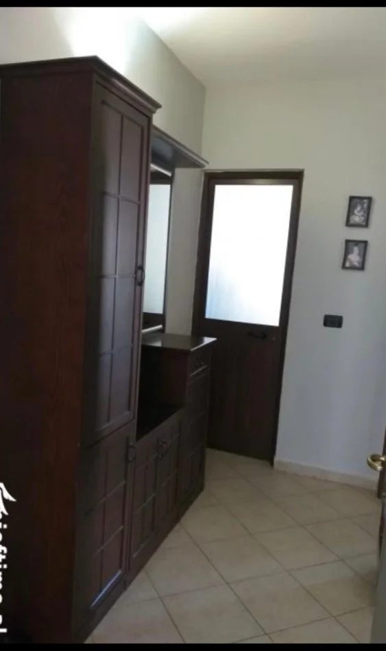 Tirane, shitet apartament 3+1 Kati 5, 80 m² 110.000 € 