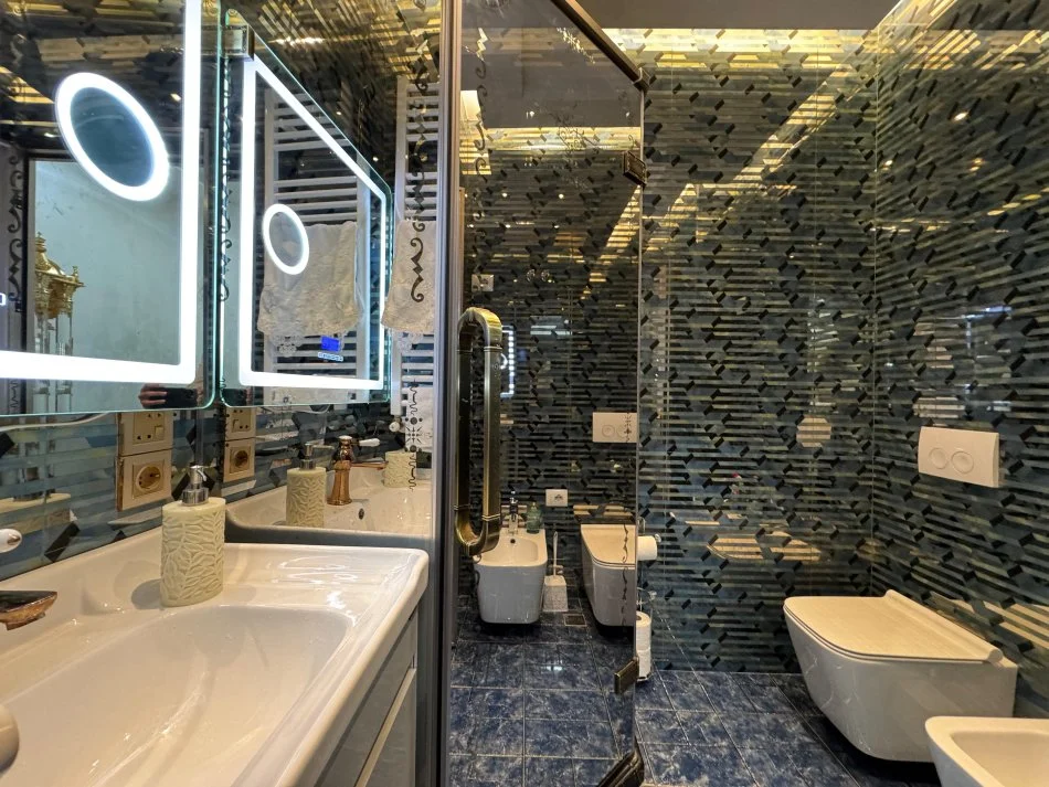 Tirane, shitet apartament 1+1 , 110 m² 269.000 € (ISH FUSHA E AVIACIONIT)