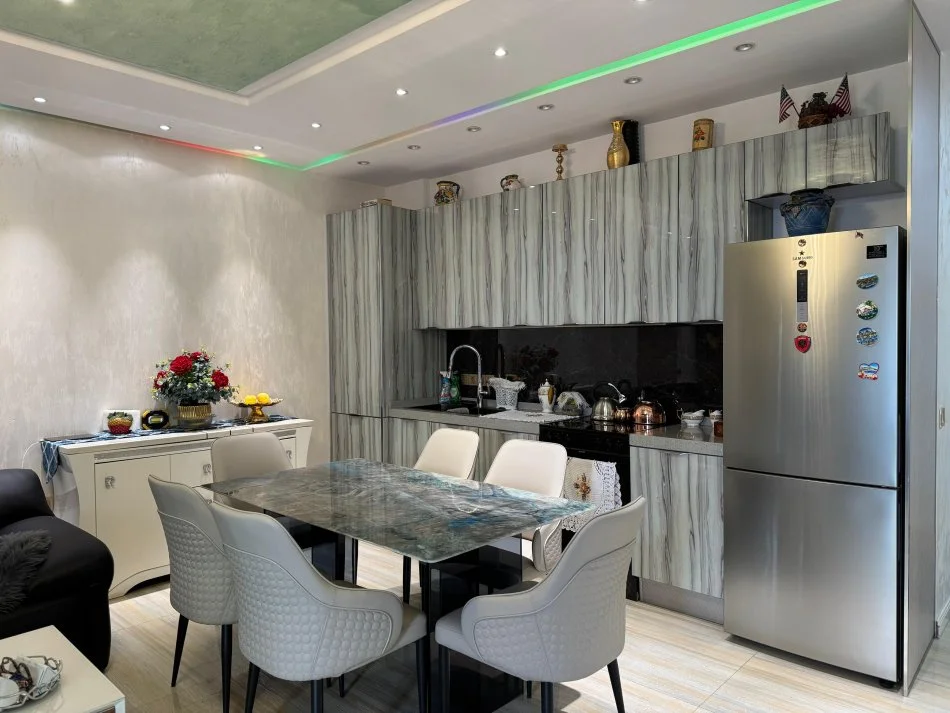 Tirane, shitet apartament 1+1 , 110 m² 269.000 € (ISH FUSHA E AVIACIONIT)