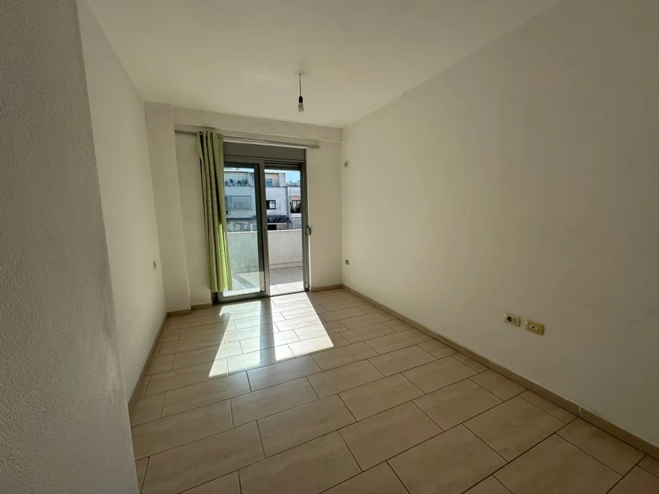 Tirane, shitet apartament 1+1 Kati 8, 64 m² 850.000 € (Besim Alla)