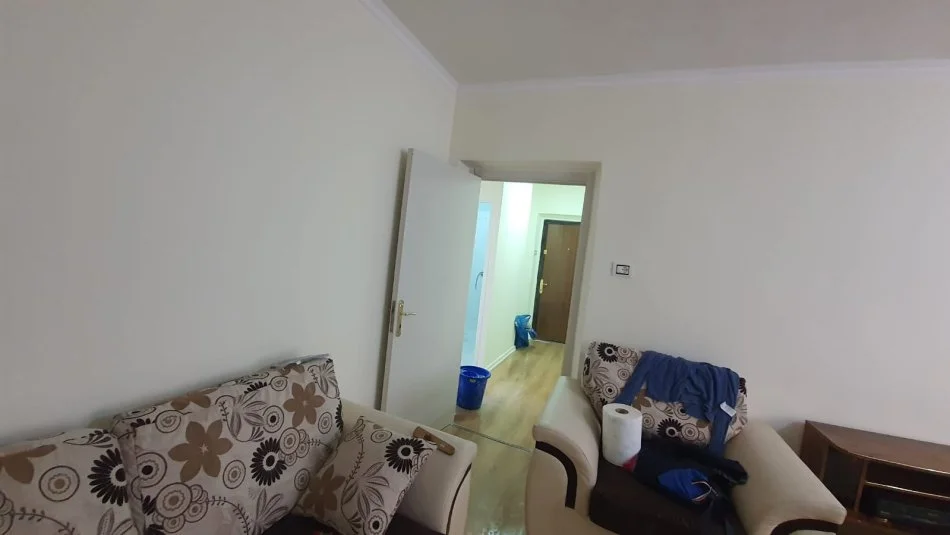 Tirane, Jepet me Qira apartament 2+1 Kati 2, (Kongresi I Manastirit)