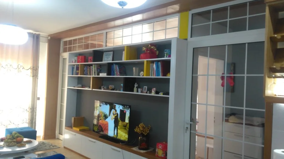 Tirane, jap me qera apartament 1+1+Ballkon Kati 9, 69 m² 350 € (Rruga Muhamet Deliu, prane Thesarit, tek ish-Renea)