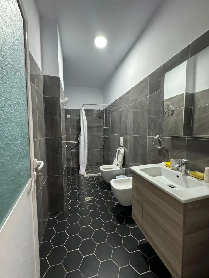 Durres, shitet apartament 2+1 Kati 4, 107 m² 160.500 € (Plazhi 13)