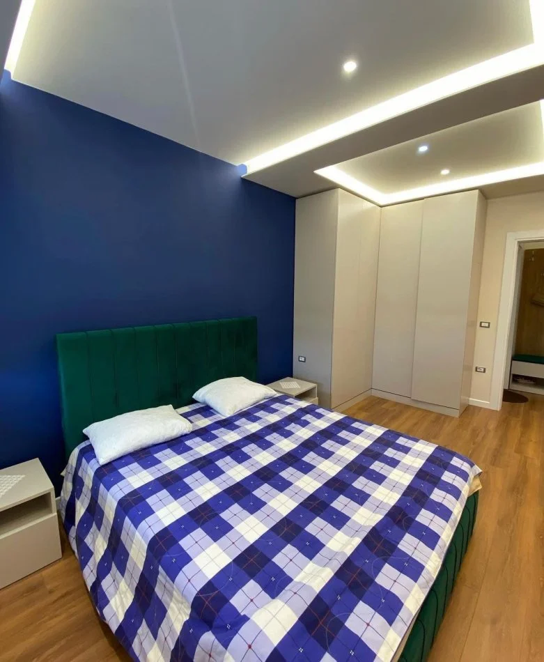 Tirane, jepet me qera apartament 1+1+Aneks+Ballkon Kati 4, 80 m² 800 € (Rruga e Durresit)