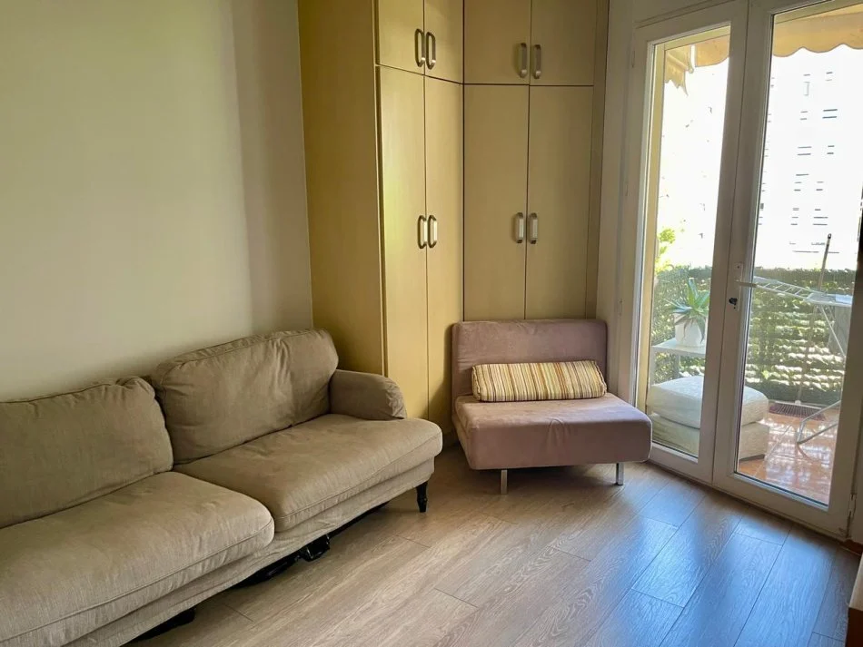 Tirane, shitet apartament 3+1+Aneks Kati 3, 135 m² 250.000 € (Rruga Panorama)