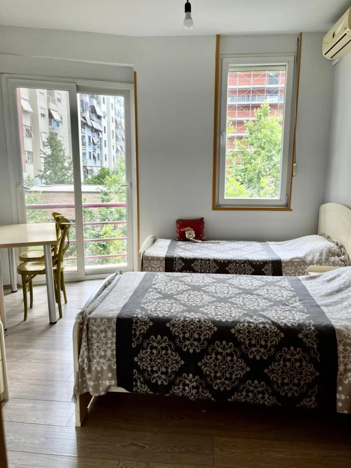 Tirane, shitet apartament 3+1+Aneks Kati 3, 135 m² 250.000 € (Rruga Panorama)