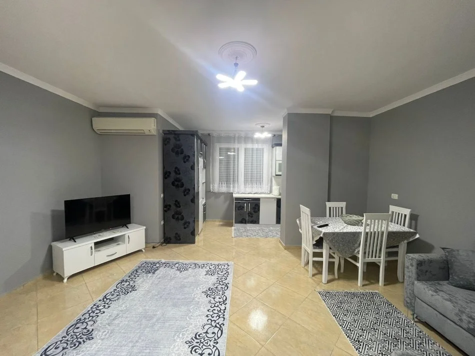 Tirane, jepet me qera apartament 2+1 Kati 1,110 m² 700 € (Don Bosko)