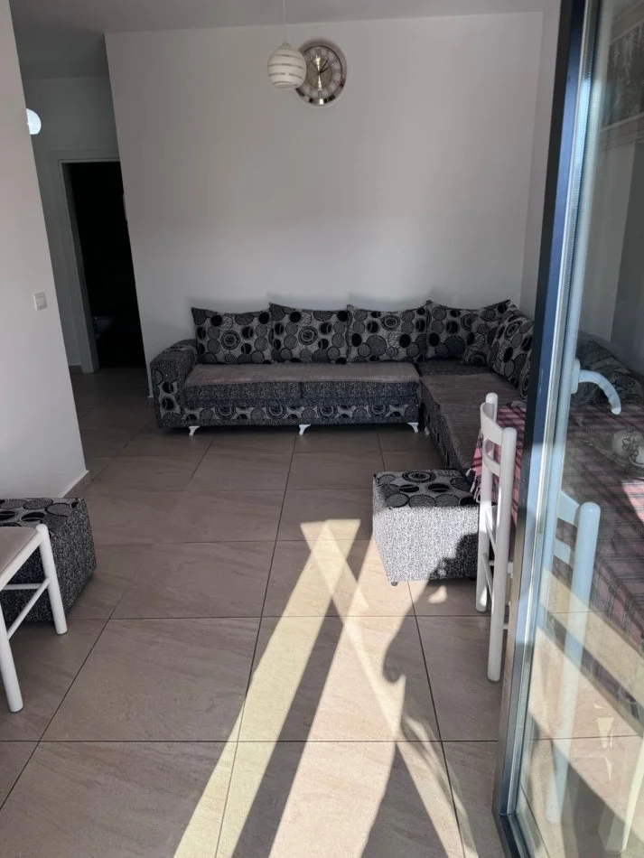 Durres, shes 1+1+Ballkon , 60 m² 155.000 € (Vala Mar)