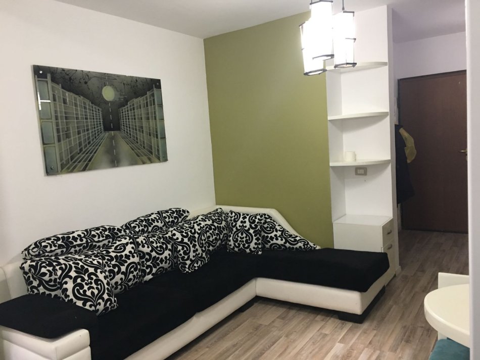 Tirane, jepet me qera apartament 1+1+Aneks+Ballkon, 40,000 Lekë, Kati 2, 62 m²