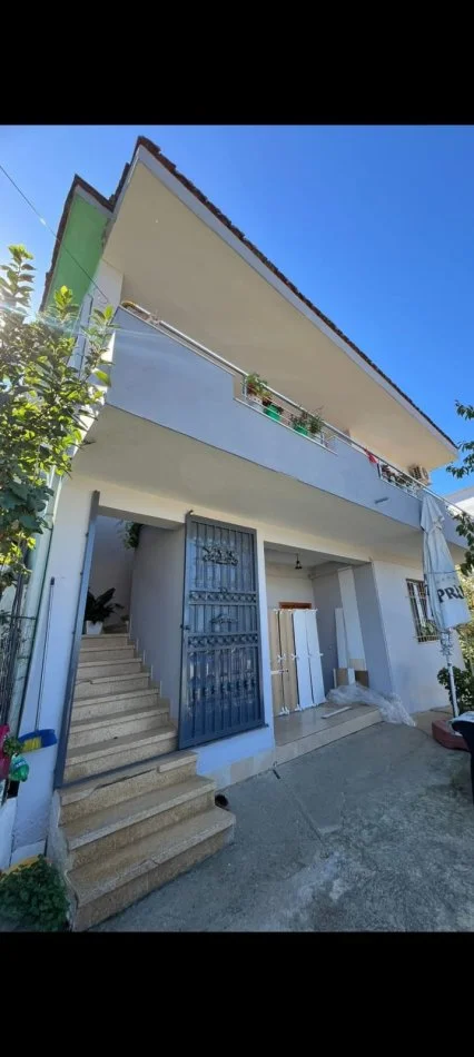 Tirane, shitet shtepi 2 Katshe , 280.000 € (Selite)