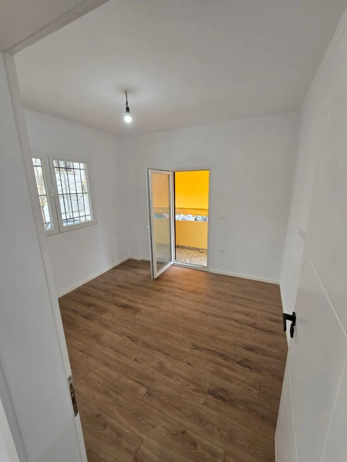 shes 2+1+Ballkon , 65 m² 120.000 € (5 maji)