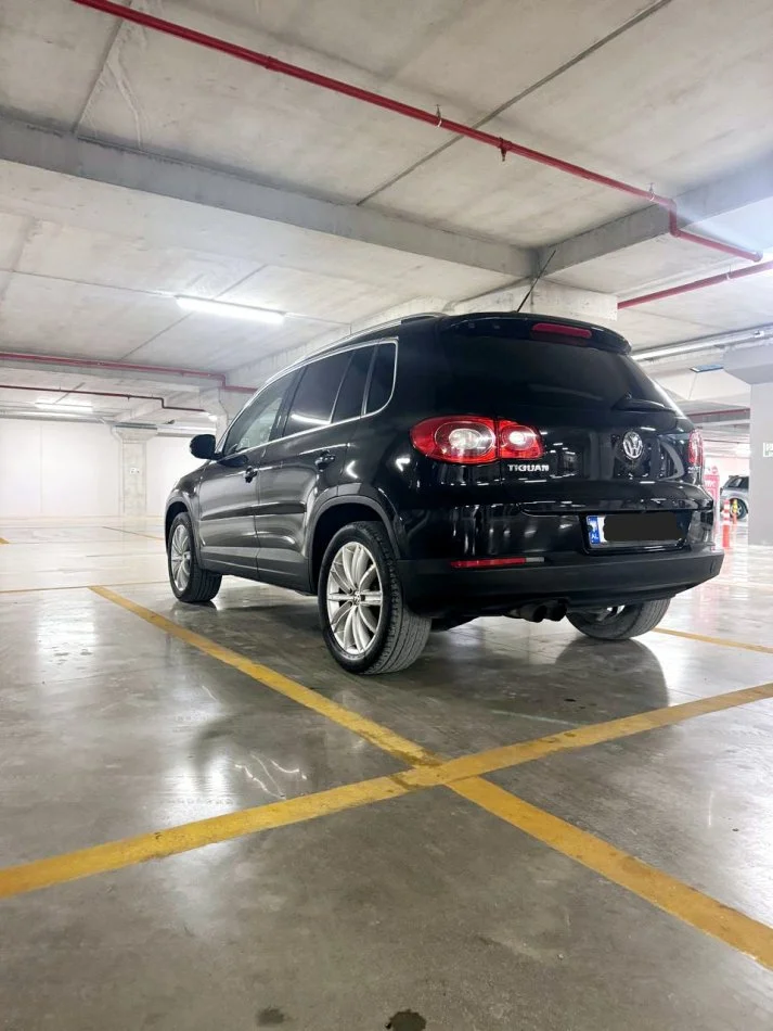 Tirane, shes makine VW TIGUAN 2.0 TDI 2009 Nafte, e zeze automatik Klima 246.000 km Çmimi 💶 6.500€ 💶.