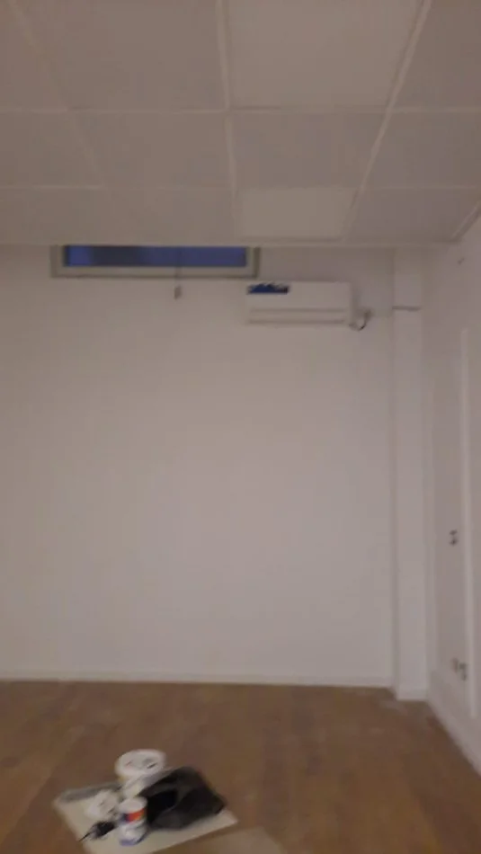 Tirane, jepet me qera ambjent biznesi Kati 0, 26 m² 500 € (Pedonalja, Torre Drini))