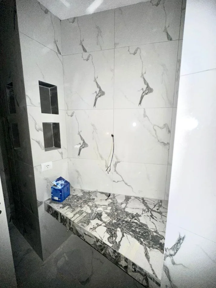 Tirane, shitet apartament 2+1+Ballkon Kati 3, 113 m² 247.500 € (Kopshti Zoologjik)