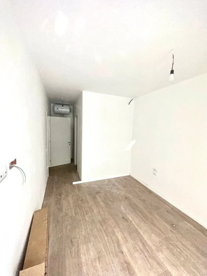 Tirane, shitet apartament 2+1+Ballkon Kati 3, 113 m² 247.500 € (Kopshti Zoologjik)