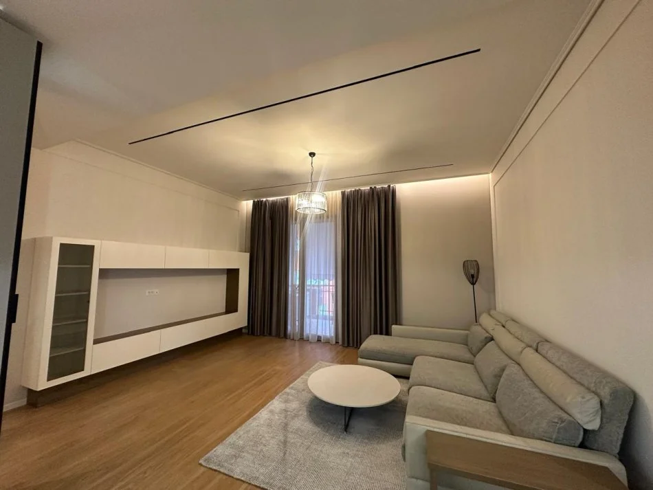 Tirane, jepet me qera apartament 2+1+Ballkon Kati 6, 125 m² 1.200 € (Kompleksi Delijorgji, Rruga e Kavajes)
