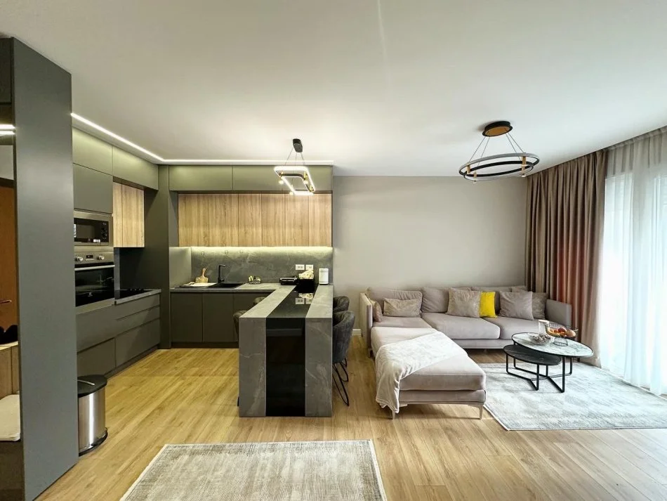 Tirane, shitet apartament 2+1+Ballkon Kati 3, 106 m² 220.000 € (Kopshti Zoologjik)