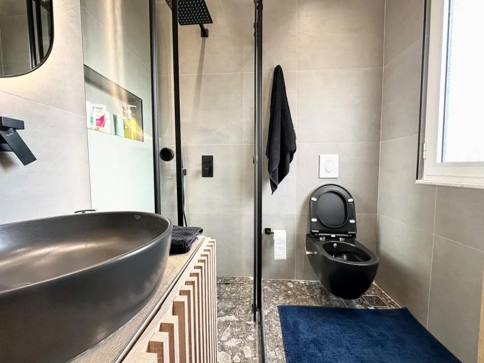 Tirane, shitet apartament 2+1+Ballkon Kati 3, 106 m² 220.000 € (Kopshti Zoologjik)