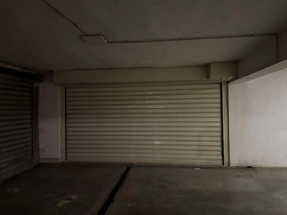 Tirane, Post parkimi per shitje, Kati -1, 25 m² 30.000 € (Parku olimpik, Komuna e Parisit)