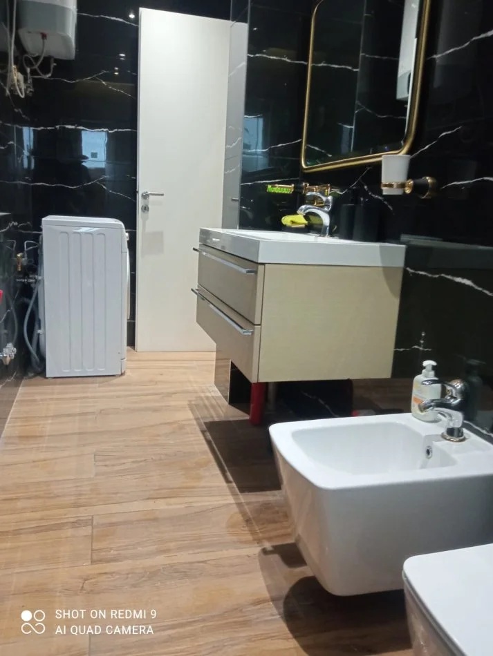 Tirane, shitet apartament duplex Dublex , 110 m² 275.000 €