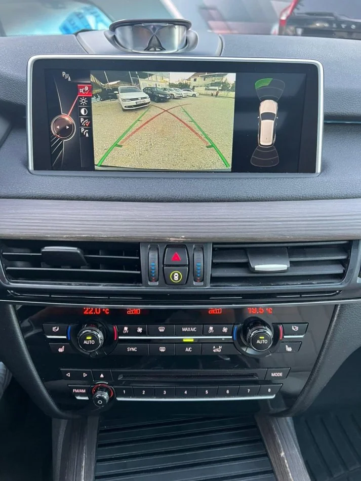 Tirane, shes makine BMW X5 350D VITI 2014 Nafte, e zeze automatik Klima 243.000 km 23.500 €