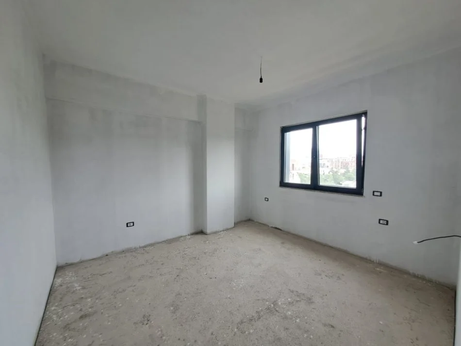 Tirane, shitet apartament 2+1 Kati 3, 112 m² 170.000 € (ASTIR)