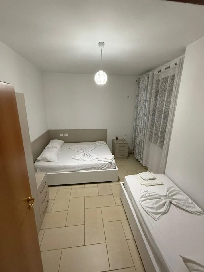 Tirane, jepet me qera apartament 1+1+Ballkon Kati 11, 70 m² 600 € 