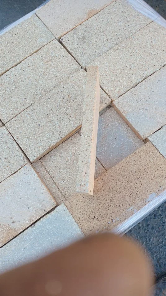 Tirane, shes Tulla balte antike, tulla xhami, tulla shamat zjarrduruese të reja dhe të përdorura, oxhaqe, furra etj... 10 €