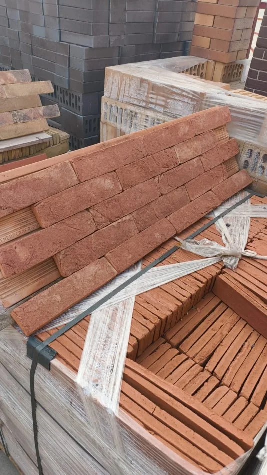 Tirane, shes Tulla shamat zjarrduruese të reja dhe të përdorura, Tulla balte antike, tulla xhami, etj,,, 10 €