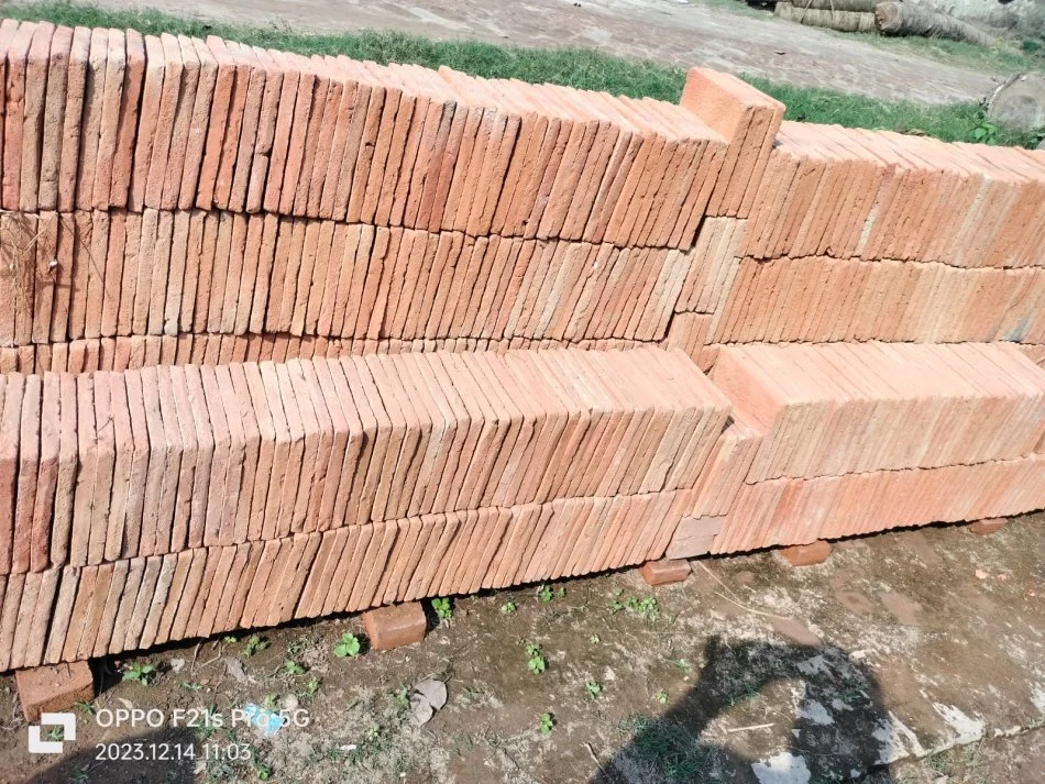 Tirane, shes Tulla xhami, tulla balte antike, tulla shamat të reja dhe të përdorura, etj,,, 10 €