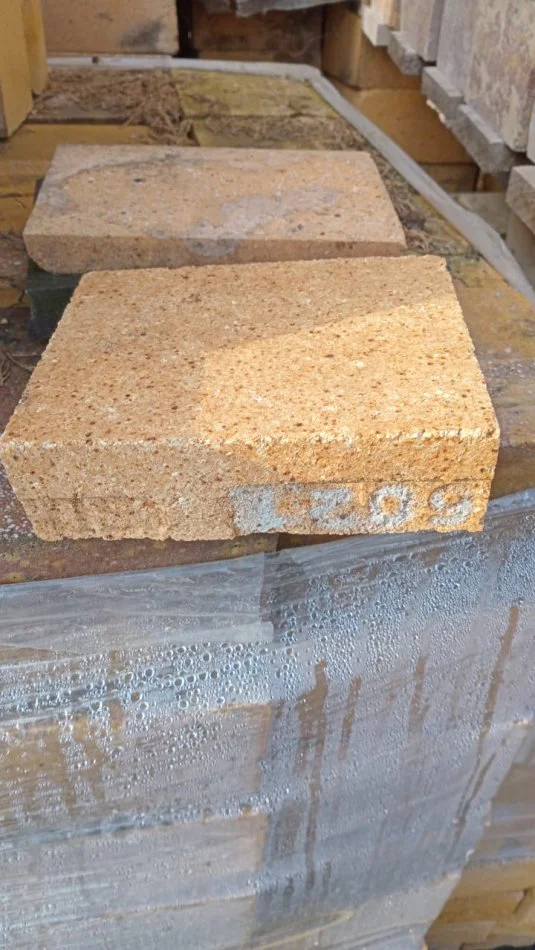 Tirane, shes Tulla shamat të reja dhe të përdorura, tulla xhami, tulla balte dekorative, etj 10 €