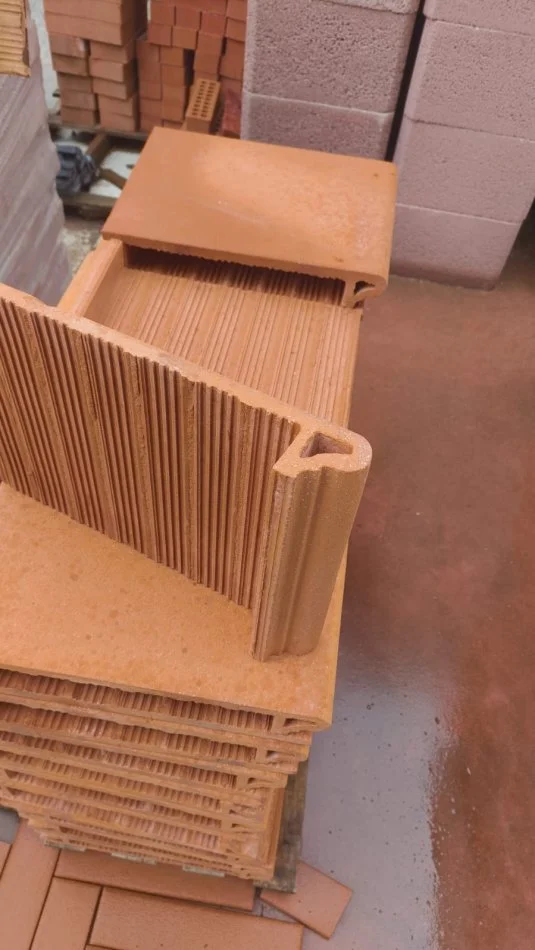 Tirane, shes Tulla xhami, tulla balte antike, tulla shamat të reja dhe të përdorura, etj,,, 10 €