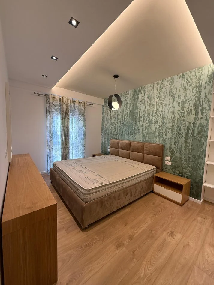 Shqiperi, jepet me qera apartament 1+1+Ballkon Kati 5, 70 m² 750 €