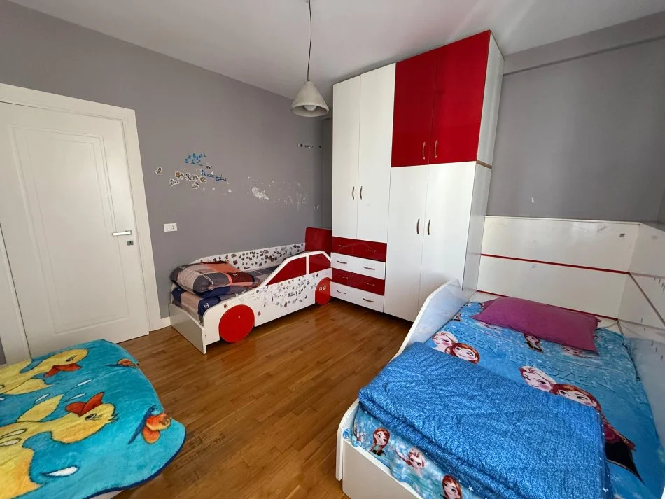 Tirane, shitet apartament 3+1+Aneks+Ballkon Kati 7, 150 m² 310.000 € (Komuna e Parisit)