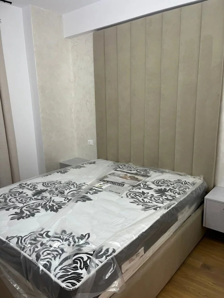 Tirane, jepet me qera apartament 2+1+Ballkon Kati 3, 100 m² 750 € (Don Bosko)