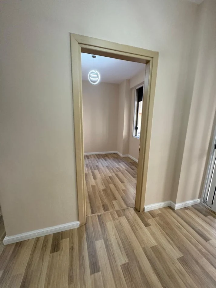 Tirane, shitet apartament 2+1+Ballkon , 83 m² (ASTIR)