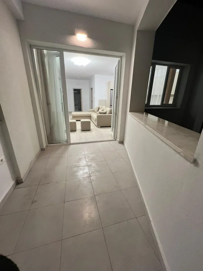 Tirane, jepet me qera apartament 2+1 Kati 9, 100 m² 650 € (Astir, Kompleksi River Rezidence)