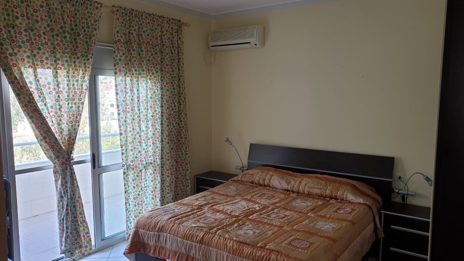 Vlore - Lungomare - Uji i Ftohte, shitet apartament+verande ,2+1+Ballkon Kati 2, 259.000 € (SHkolla e Marines)