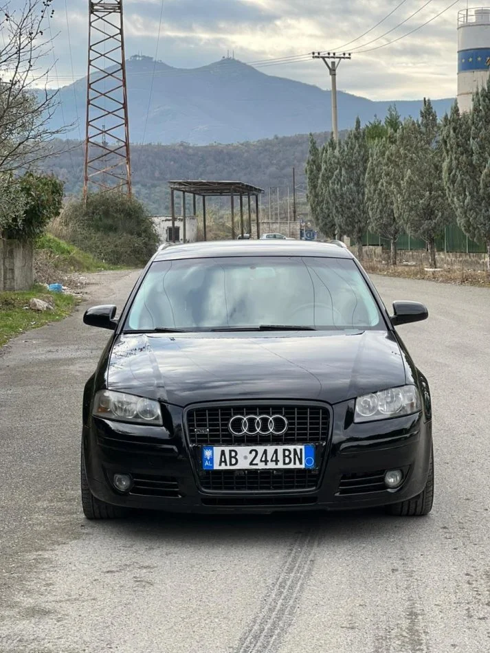 Elbasan, shes makine Audi a3 automat Nafte, e zeze automatik 270.000 km 5.300 €