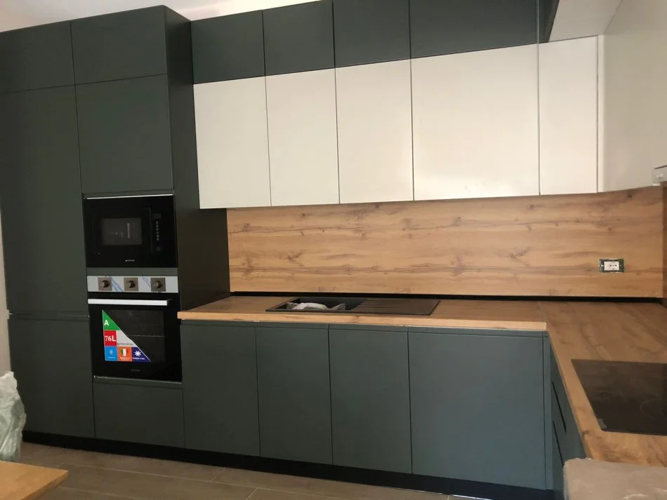 Tirane, jepet me qera apartament 2+1 Kati 1, 105 m² 650 € (Kodra e Diellit 2)