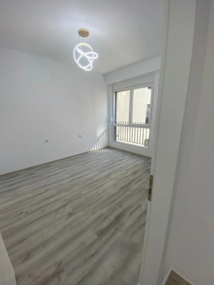 APARTAMENT 2+1+2 ME QIRA