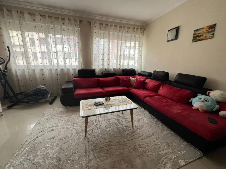 Tirane, shitet apartament Kati 5, 65 m² 78.000 € 